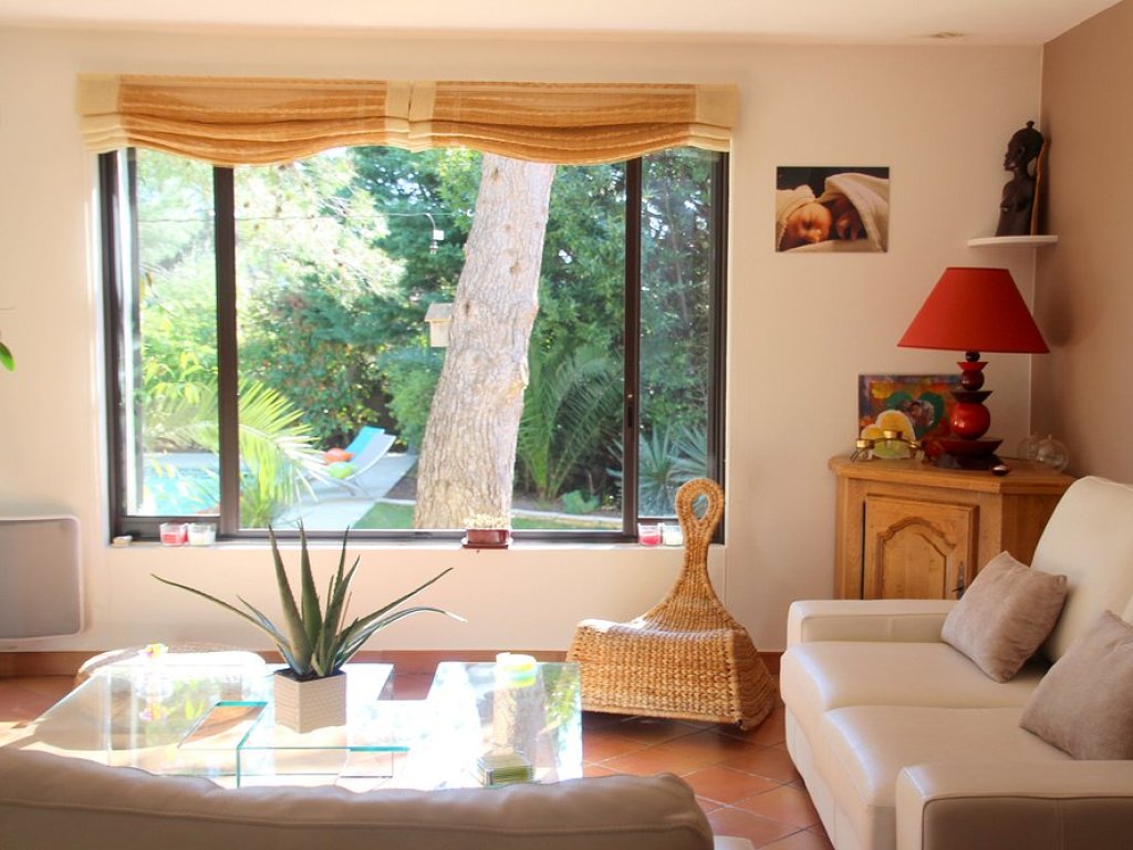 salon-cosy-detente-relaxation-maison-chambres-hotes-montpellier salon-cosy-detente-relaxation-maison-chambres-hotes-montpellier