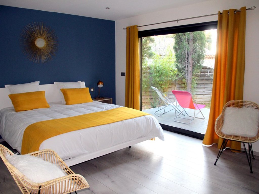 maison-chambre-hotes-montpellier-herault-cassiopee-lit-double maison-chambre-hotes-montpellier-herault-cassiopee-lit-double