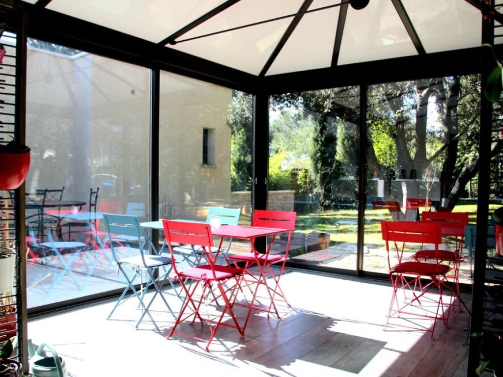 decoration-interieur-veranda-lecture-detente-charme-maison-hote-montpellier decoration-interieur-veranda-lecture-detente-charme-maison-hote-montpellier
