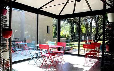 veranda-vitree-ouverture-lecture-the-ou-cafe-detente-rencontre-chambre-hote-montpellier veranda-vitree-ouverture-lecture-the-ou-cafe-detente-rencontre-chambre-hote-montpellier